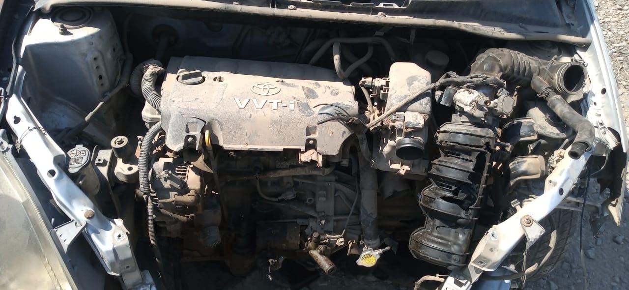  Toyota YARIS 2004    EN DESARME